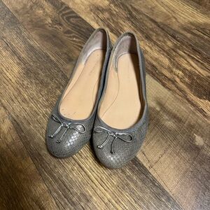 Banana Republic Ballet Flats Gray Suede Reptile Scale 7